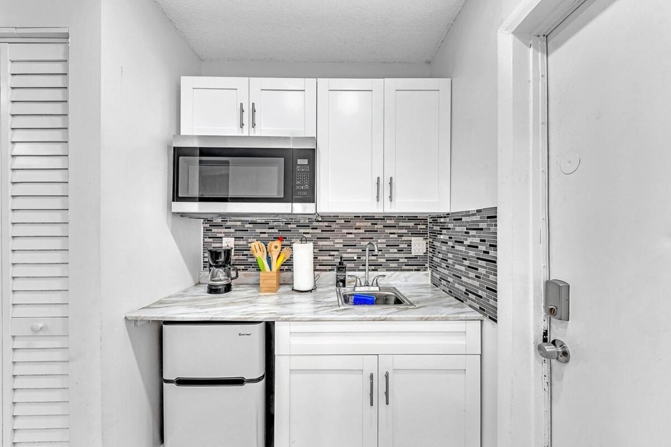 New 2 Bed Studio Close To Beach & Casino Ha04 Hollywood Luaran gambar