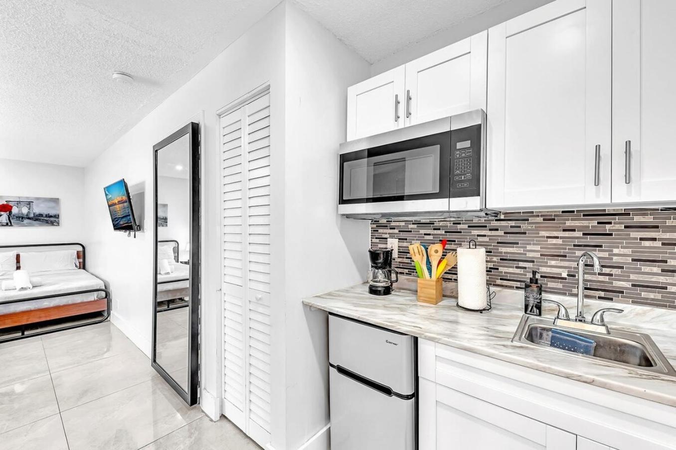 New 2 Bed Studio Close To Beach & Casino Ha04 Hollywood Luaran gambar